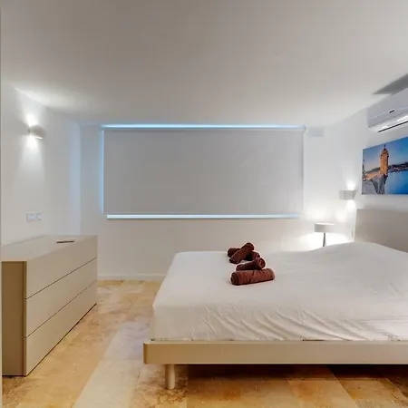 Modern 2 Bedroom In St Julians Apartament *