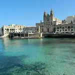Modern 2 Bedroom In St Julians Appartement